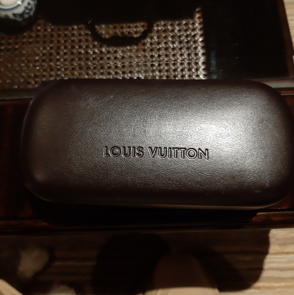 Red Glitter Louis Vuitton Sunglasses - Picture 5 of 5